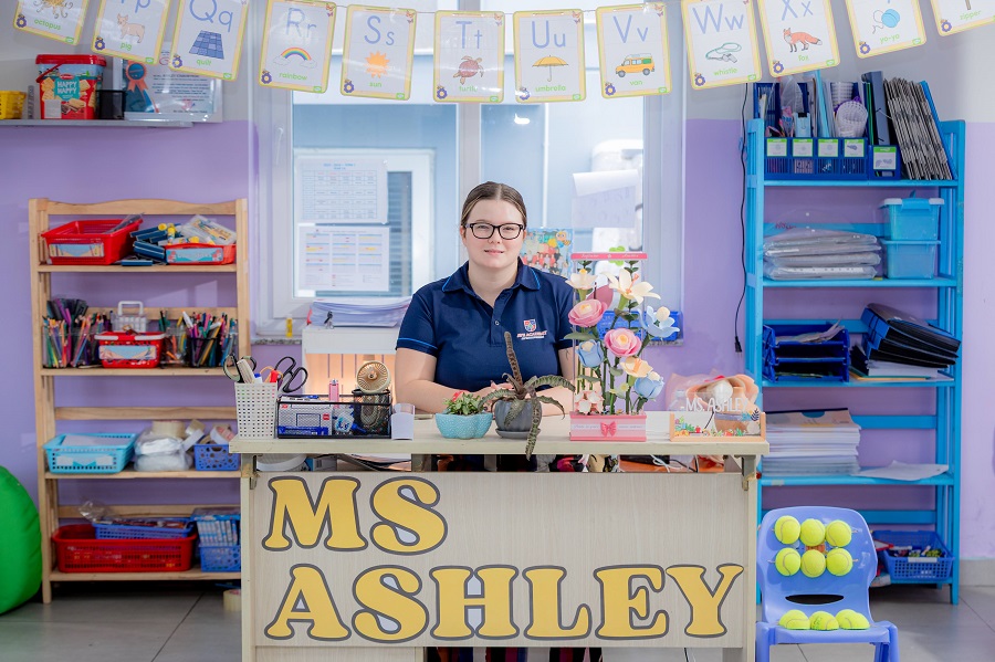 Ms Ashley Class P1 AVE academy