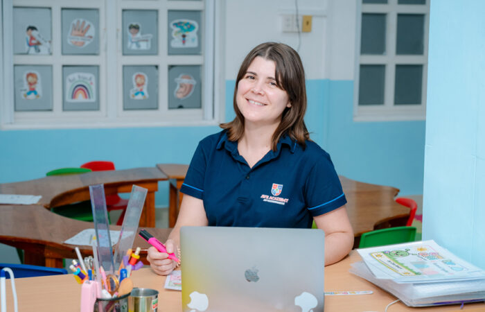 Ms. Stephanie Montgomery, AVE Academy, Nha Trang.
